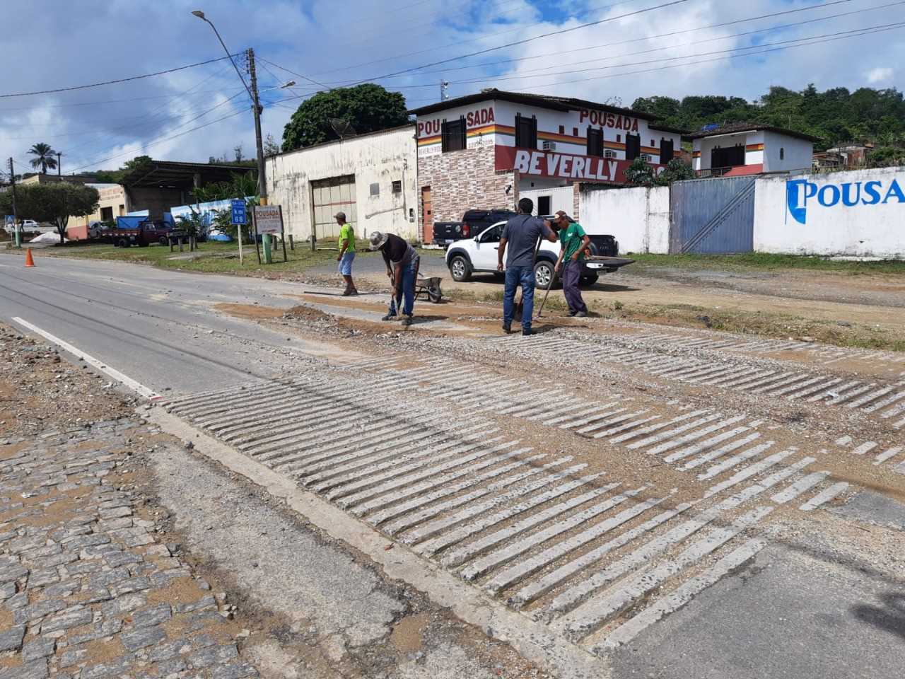 Camacã: Prefeitura mobiliza equipes após fortes chuvas que caíram na cidade